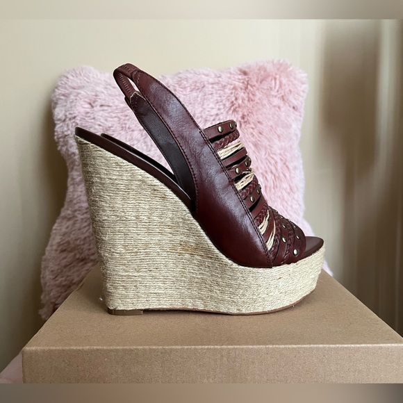 Steve Madden NWT Brown & Cream Espadrille Wedge Shoes Size 8 🤎
